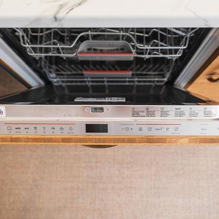 Gehobenes Ambiente In Historischer Wohnung Walting Esterno foto